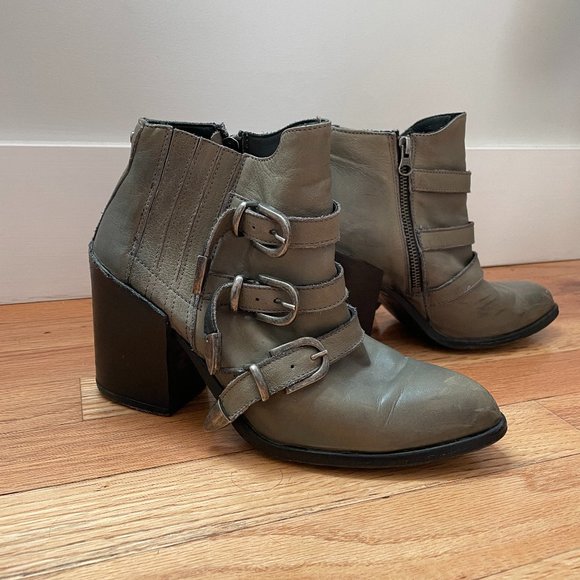 Baske California Gray Booties - Picture 2 of 6